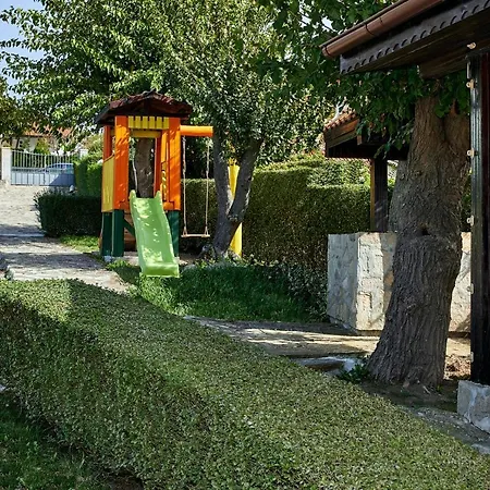 Bulgariavilla - Life Villa Bryastovets